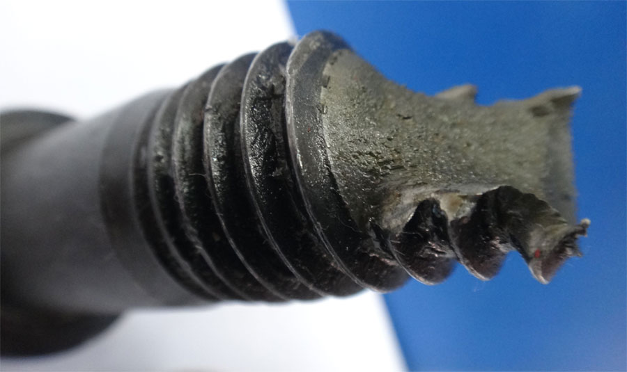 大型工業吊扇螺栓斷裂分析